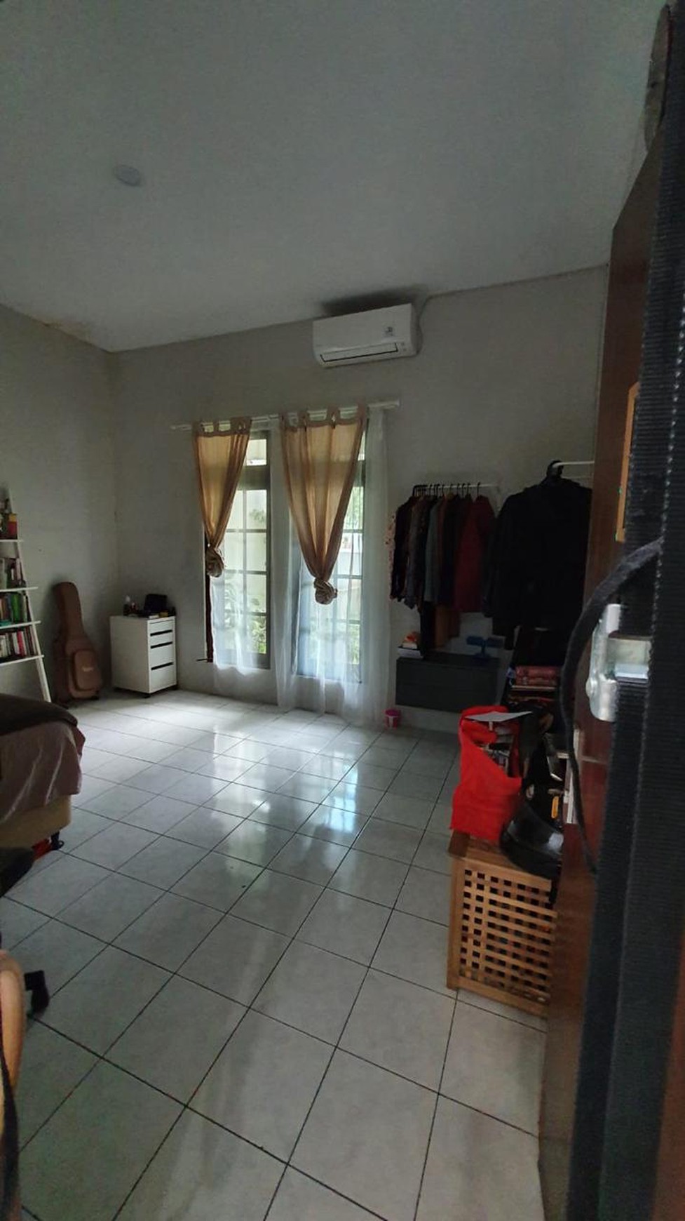 Rumah Tengah Kota Siap Huni dengan Hunian Nyaman dan Asri di Kebayoran Baru