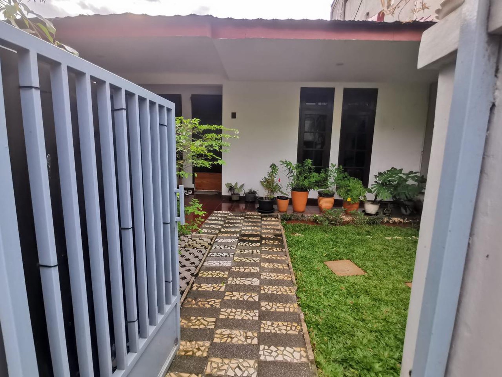 Rumah Tengah Kota Siap Huni dengan Hunian Nyaman dan Asri di Kebayoran Baru