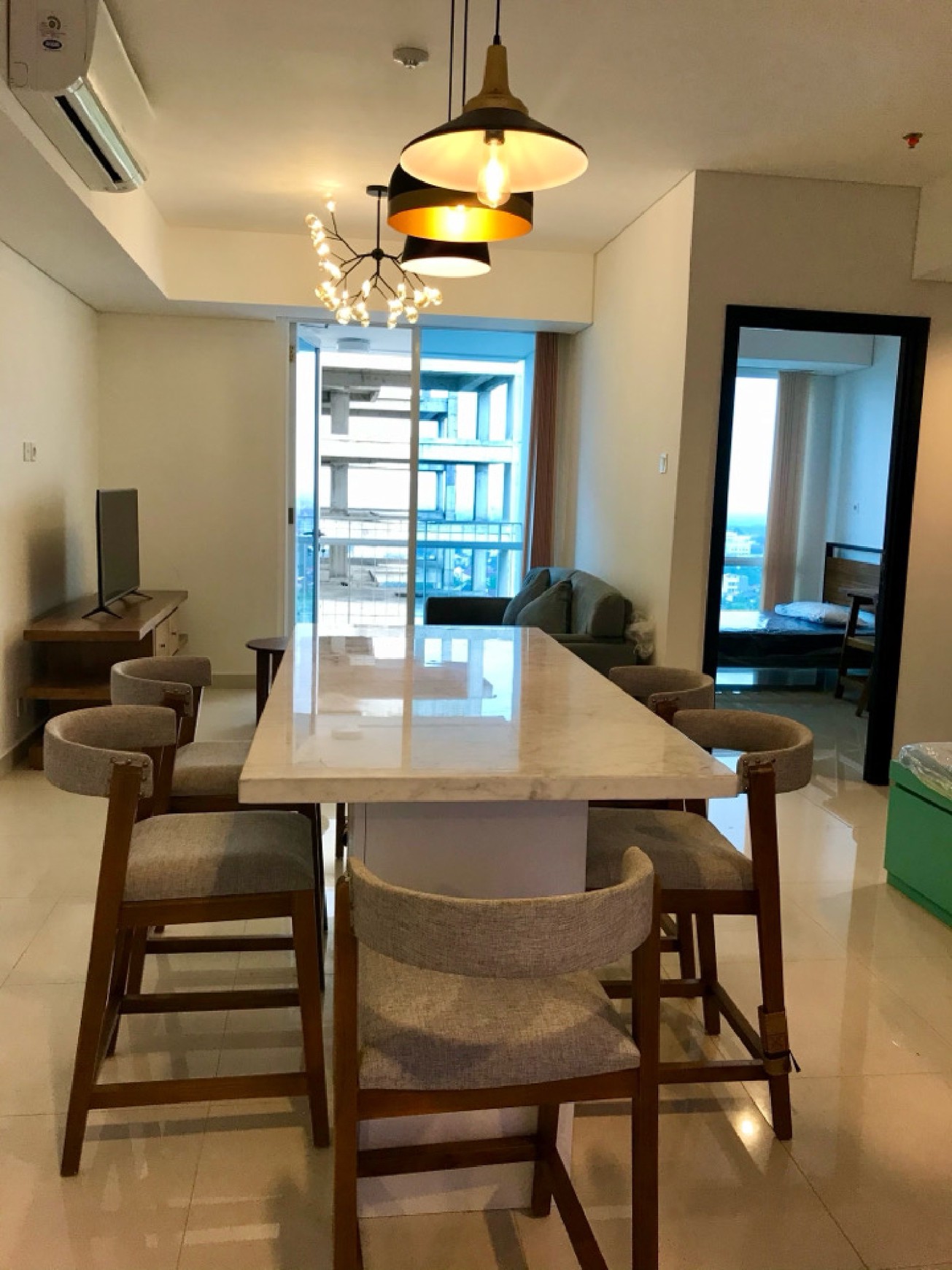 Apartemen Furnished Posisi Hook Siap Huni Tinggal Bawa Koper