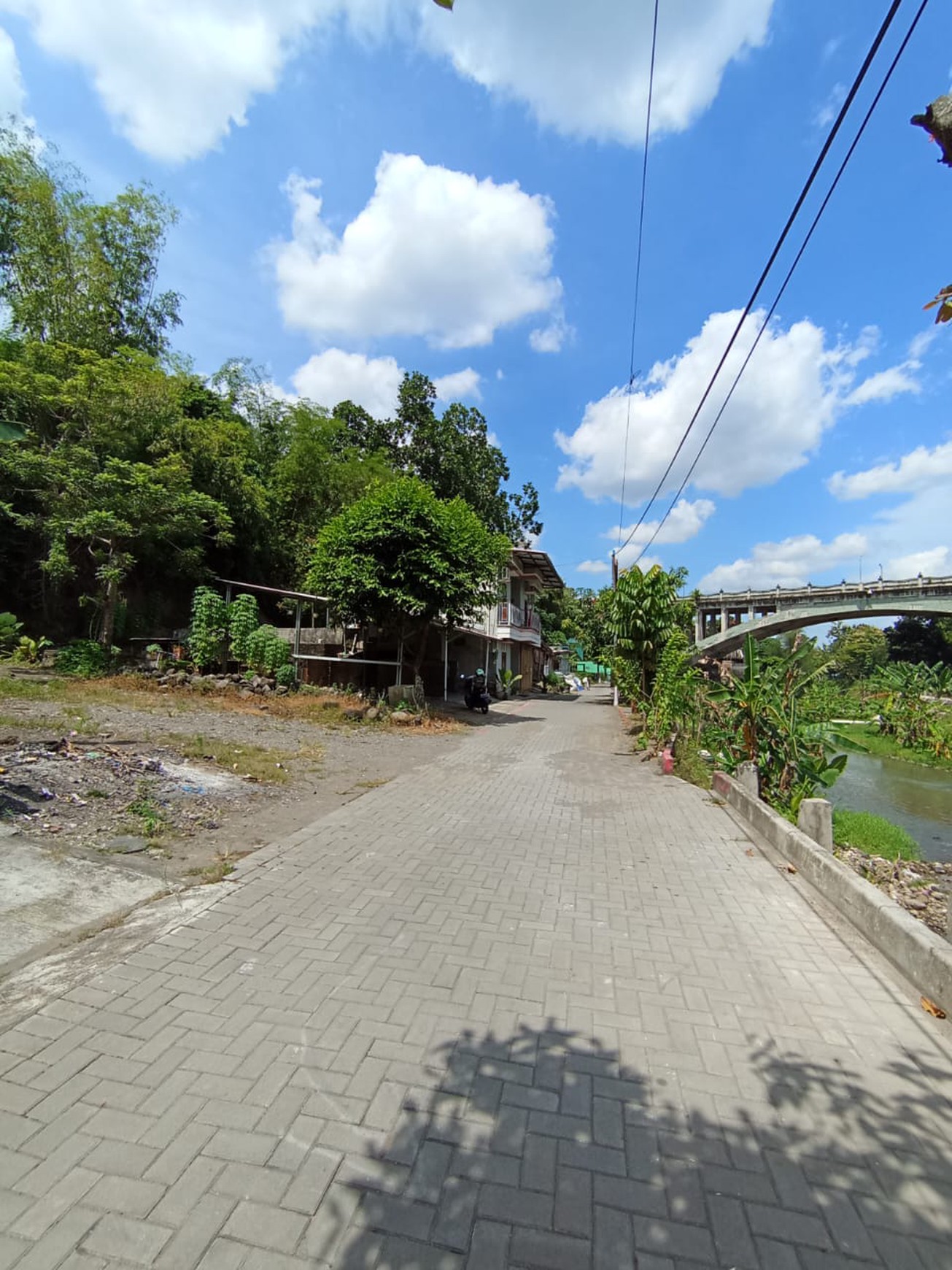 Tanah 200 Meter Lokasi Strategis Area Kampus UGM Sinduadi Mlati Sleman