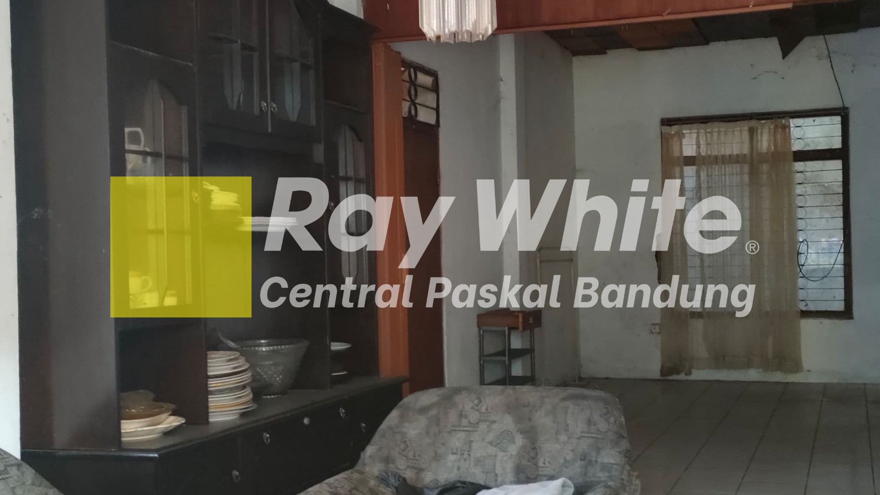 Rumah di Kebon Sirih Dalam Bandung Dekat BMC