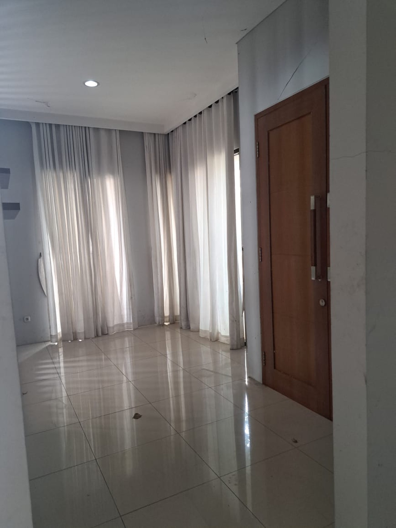 Rumah Hook di Puri Bintaro Sektor 9