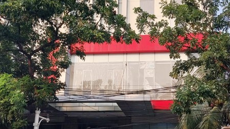Gedung 6 Lantai Lokasi bagus di Cideng, Gambir Jakarta Pusat