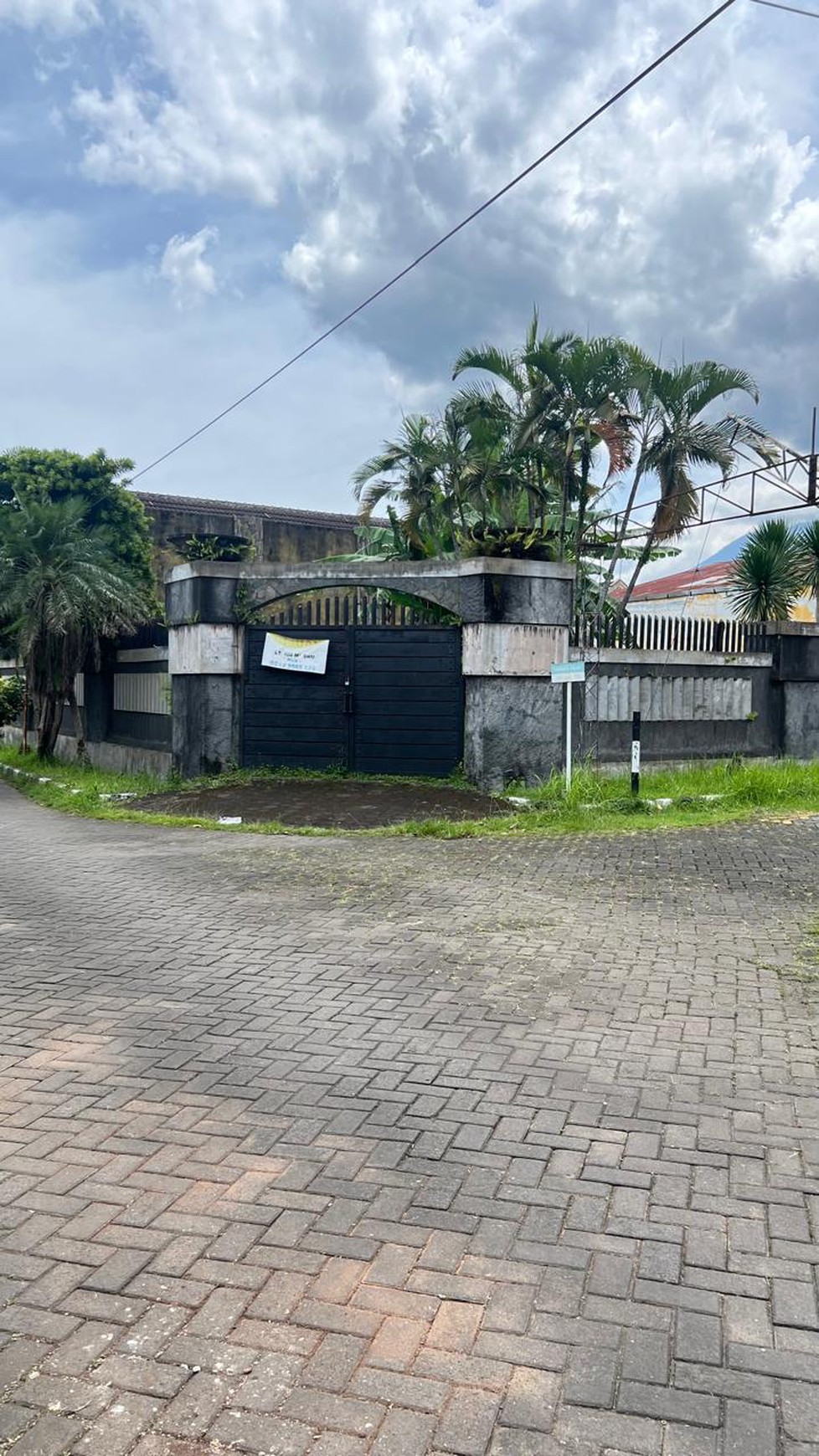 Rumah Hitung Tanah Area Cipete