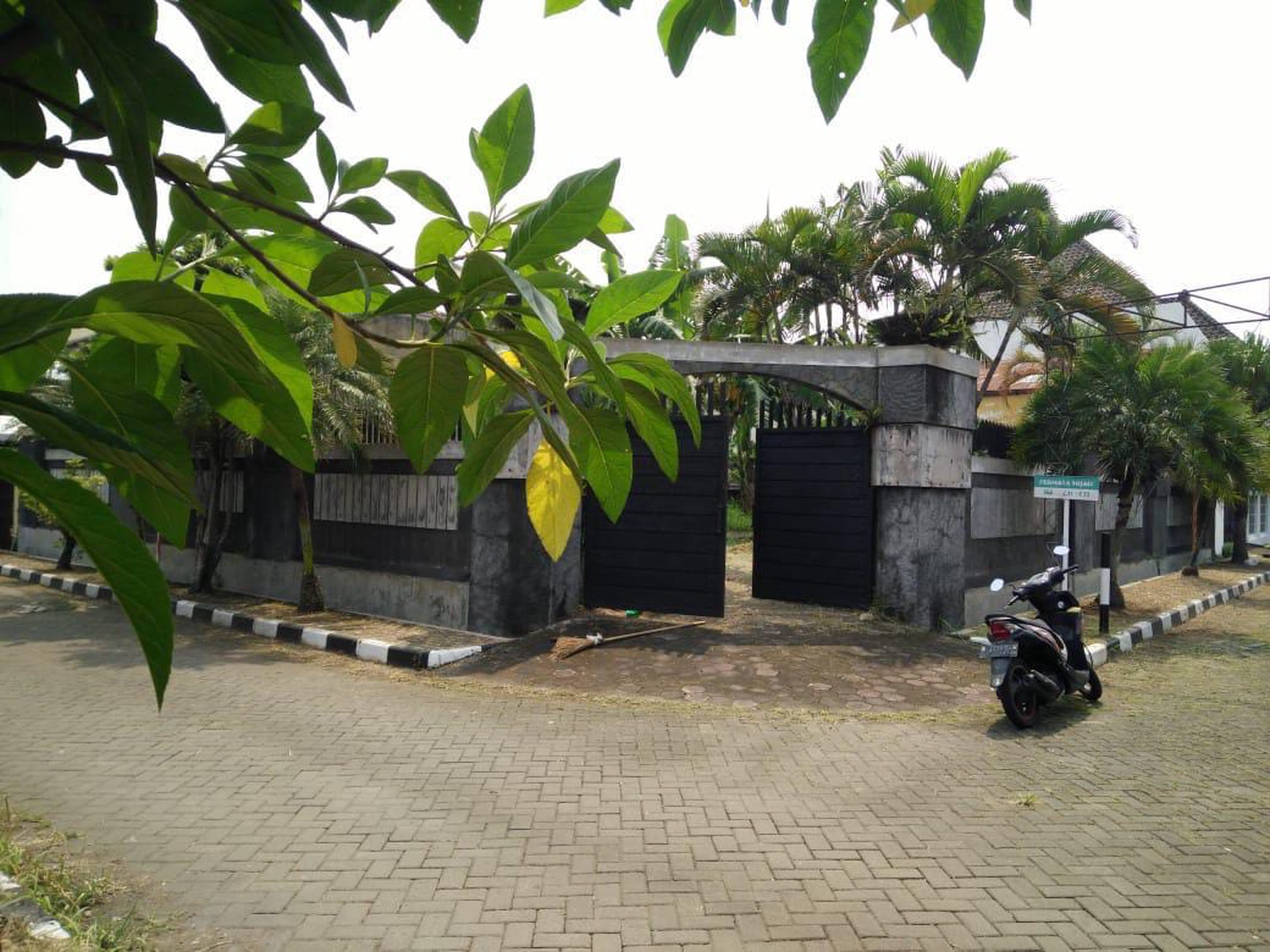 Rumah Hitung Tanah Area Cipete