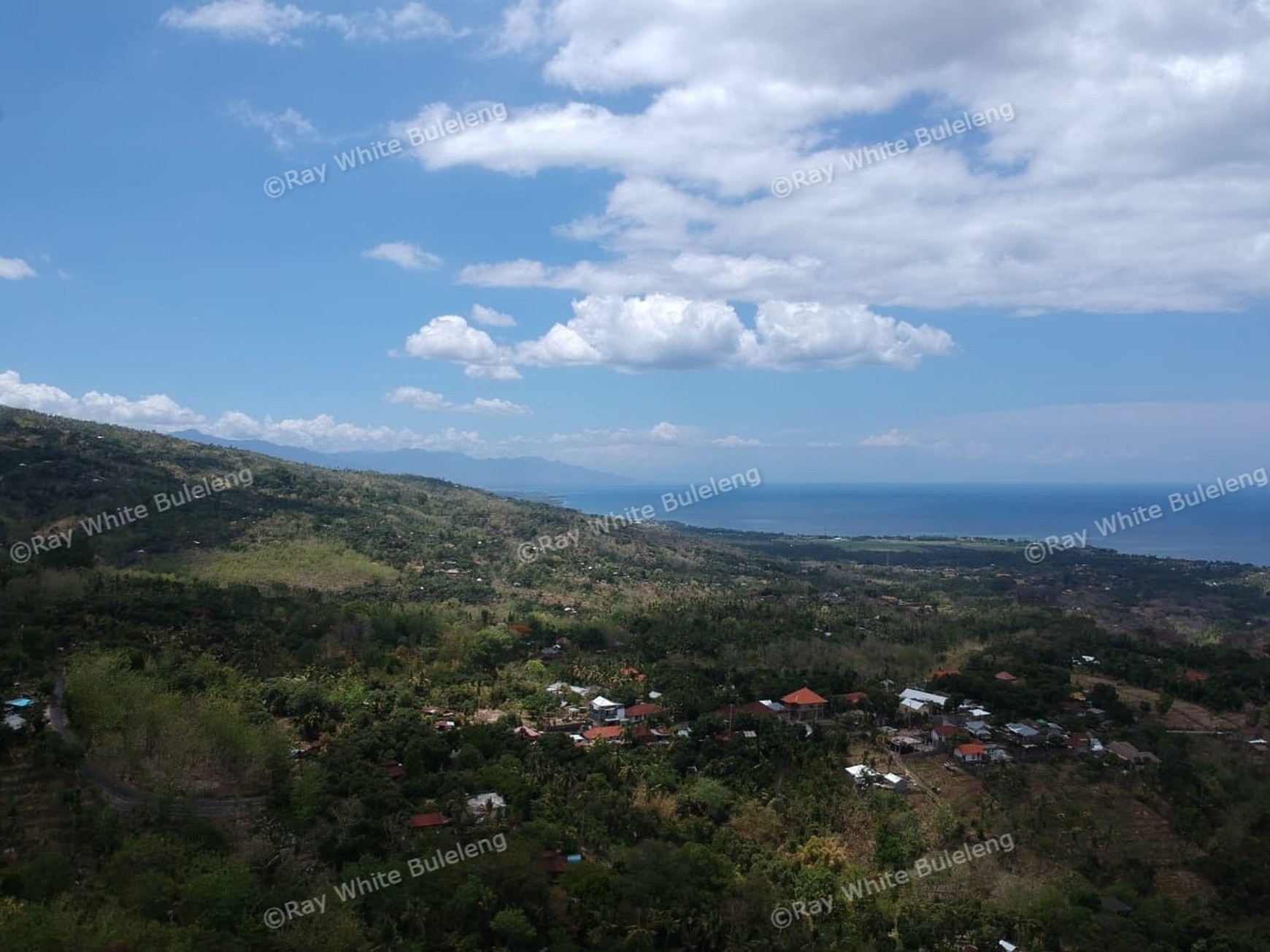 "URGENT" price dropped from 145.000 euros to 95.000 euros for this plot in Lovina Hills