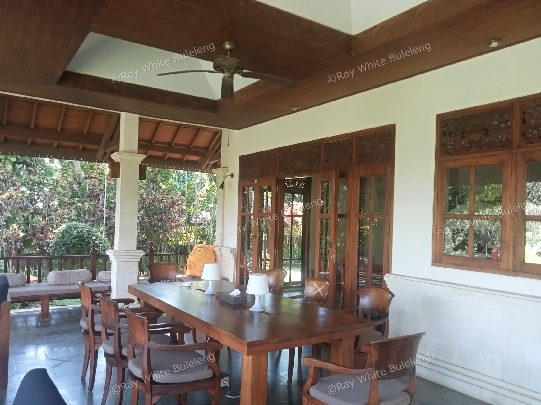 Escape to Lovina 2-Story Villa & Expansive Land