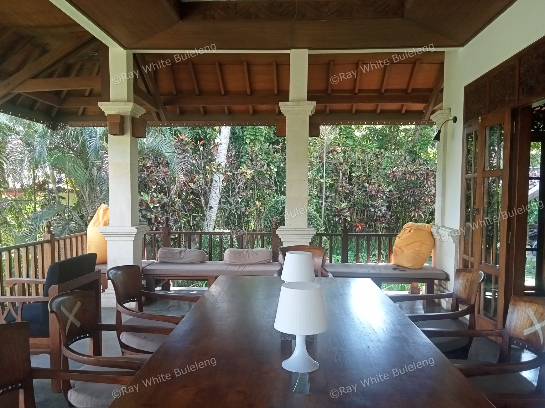 Escape to Lovina 2-Story Villa & Expansive Land