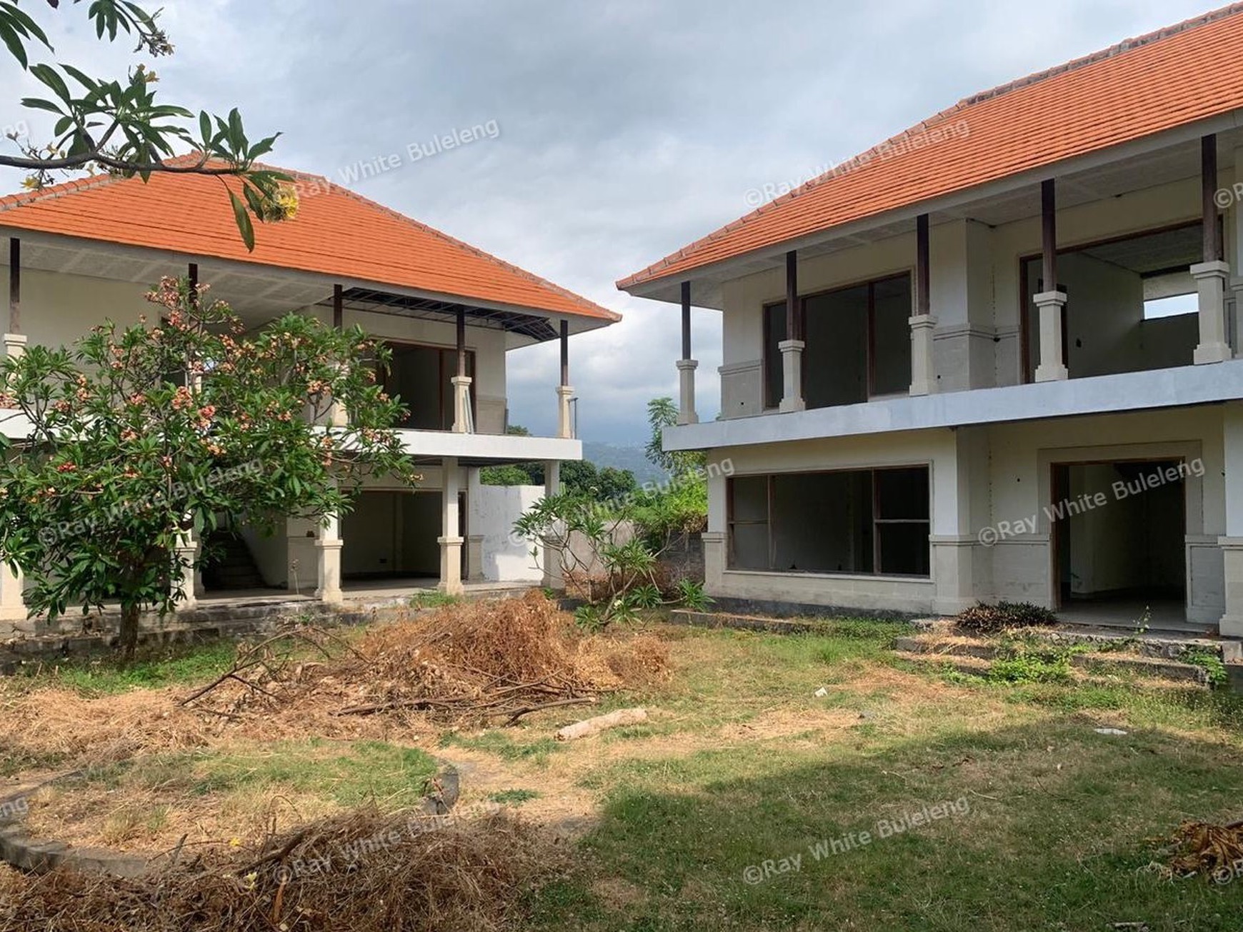 Limited Offer! Hot Sale Stunning Beachfront Land!