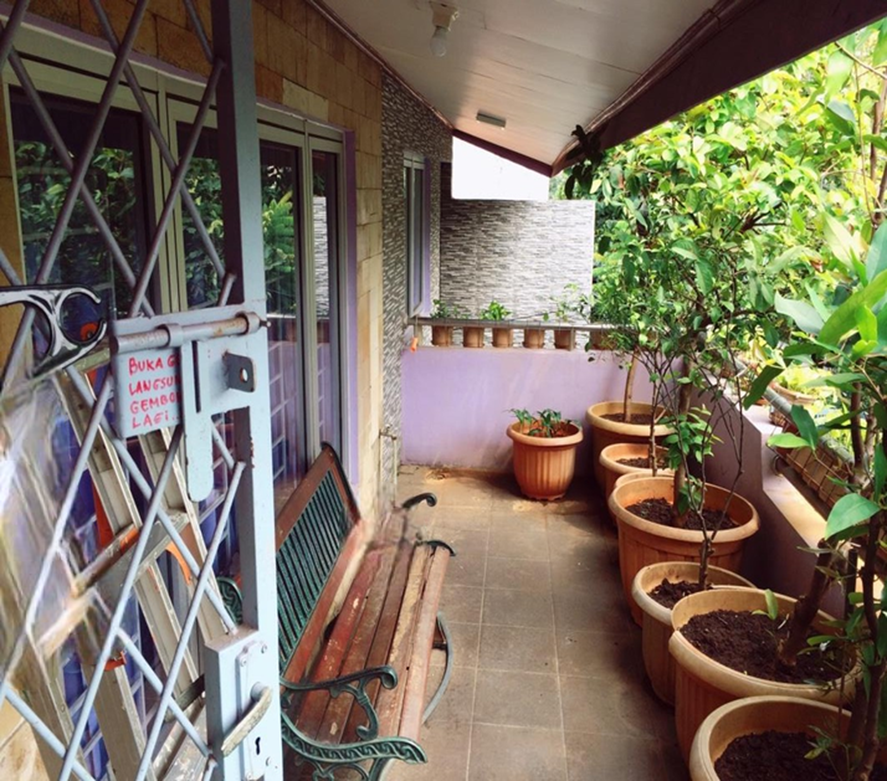 Rumah Impian Siap Huni di Sunrise Garden, Kedoya Utara!