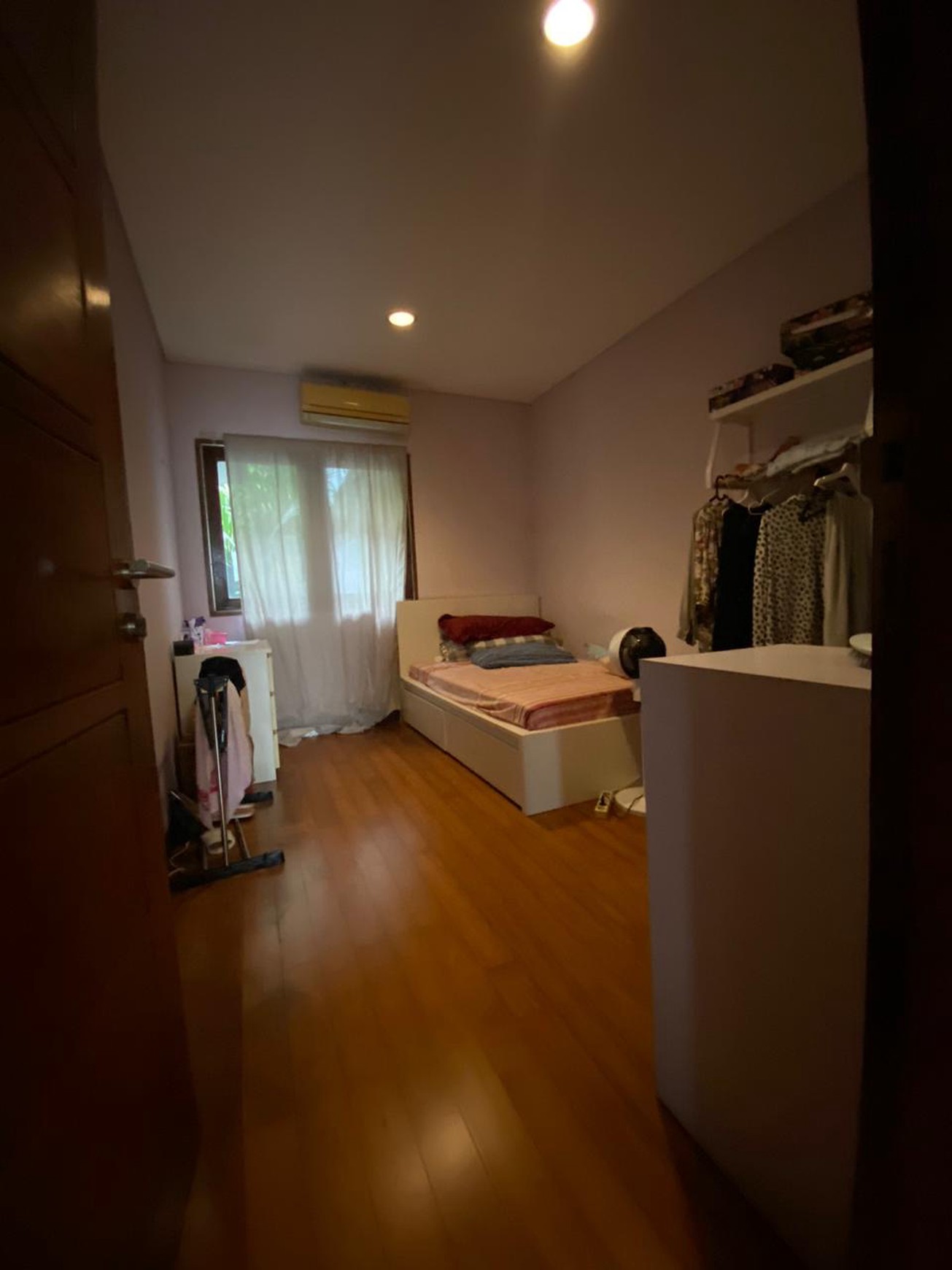 Rumah Bagus, lingkungan aman dan nyaman di Pondok Ranji.