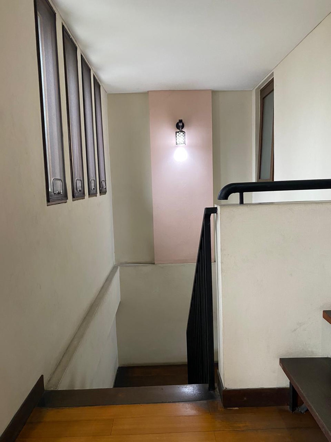 Rumah Bagus, lingkungan aman dan nyaman di Pondok Ranji.