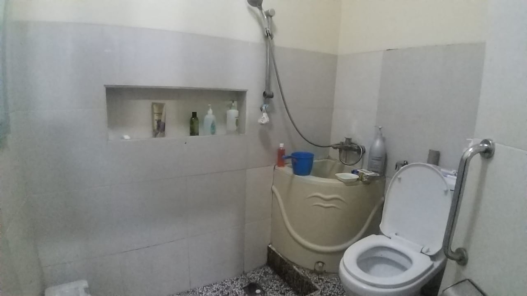 Rumah 2 Lantai di Gudang Peluru Tebet