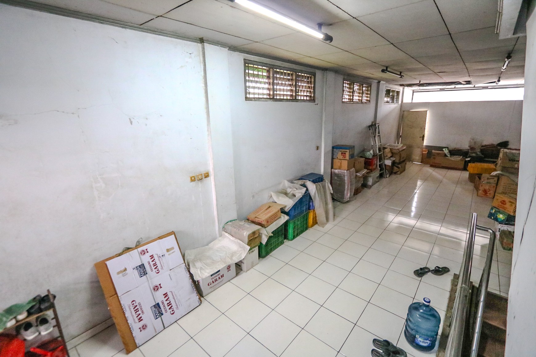 RUKO 3 LANTAI PLUS ROOF TOP, GANDENG 3, LOKASI STRATEGIS, PONDOK KELAPA, KALIMALANG, AKSES MUDAH KE TOL