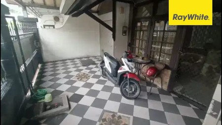 Dijual Rumah SHM di Rungkut Mapan Barat Surabaya
