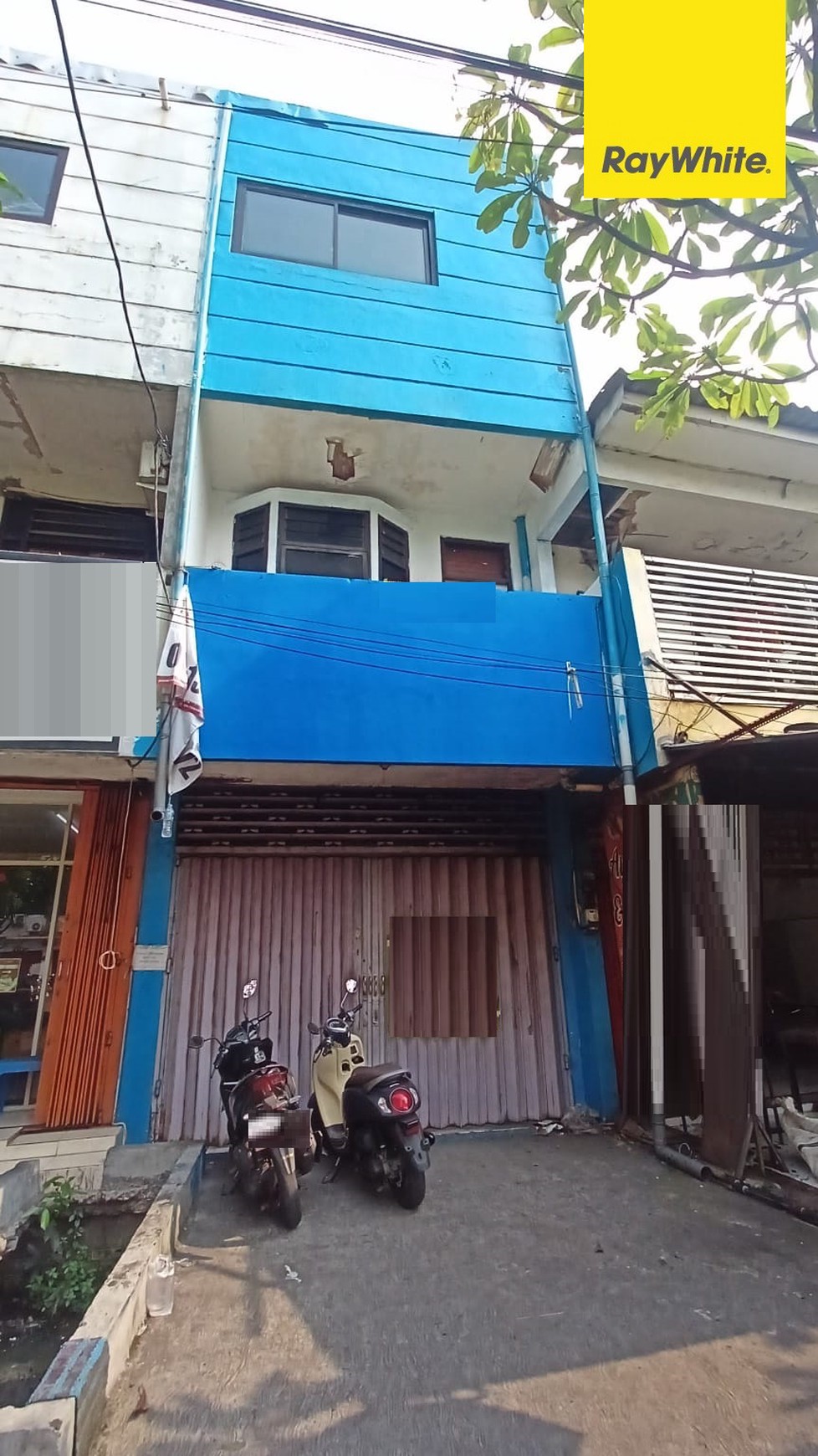 Disewakan Ruko 3 lantai di Jl Ngagel Jaya Selatan Surabaya