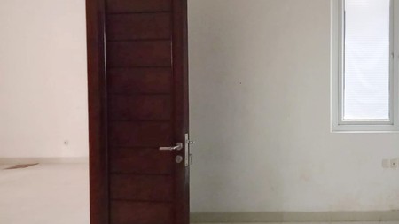 Rumah Bagus Di Jl Alam Pondok Indah Jakarta Selatan