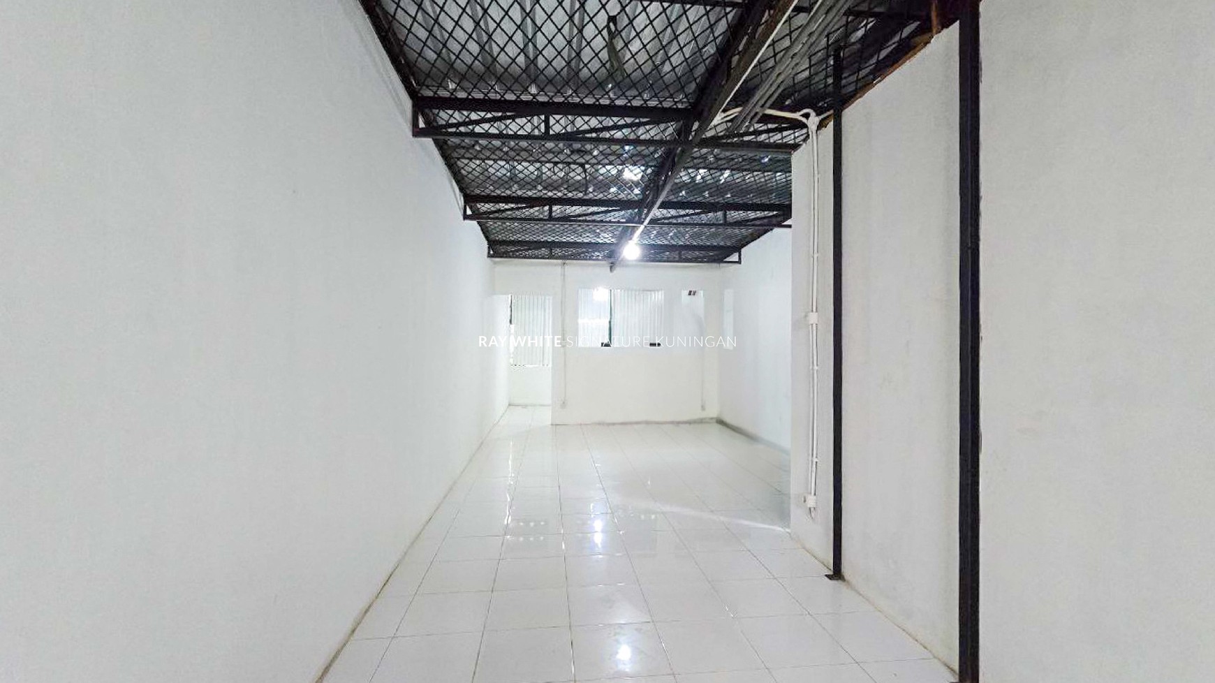 Sewa Ruko Strategis di Jl. Pasar Baru Timur, Sawah Besar - Jakarta Pusat
