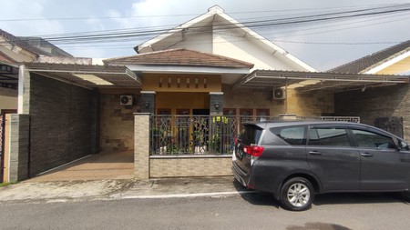 Rumah 3 Kamar Lokasi Strategis, Cocok Untuk Keluarga Di Jambusari, Depok, Sleman