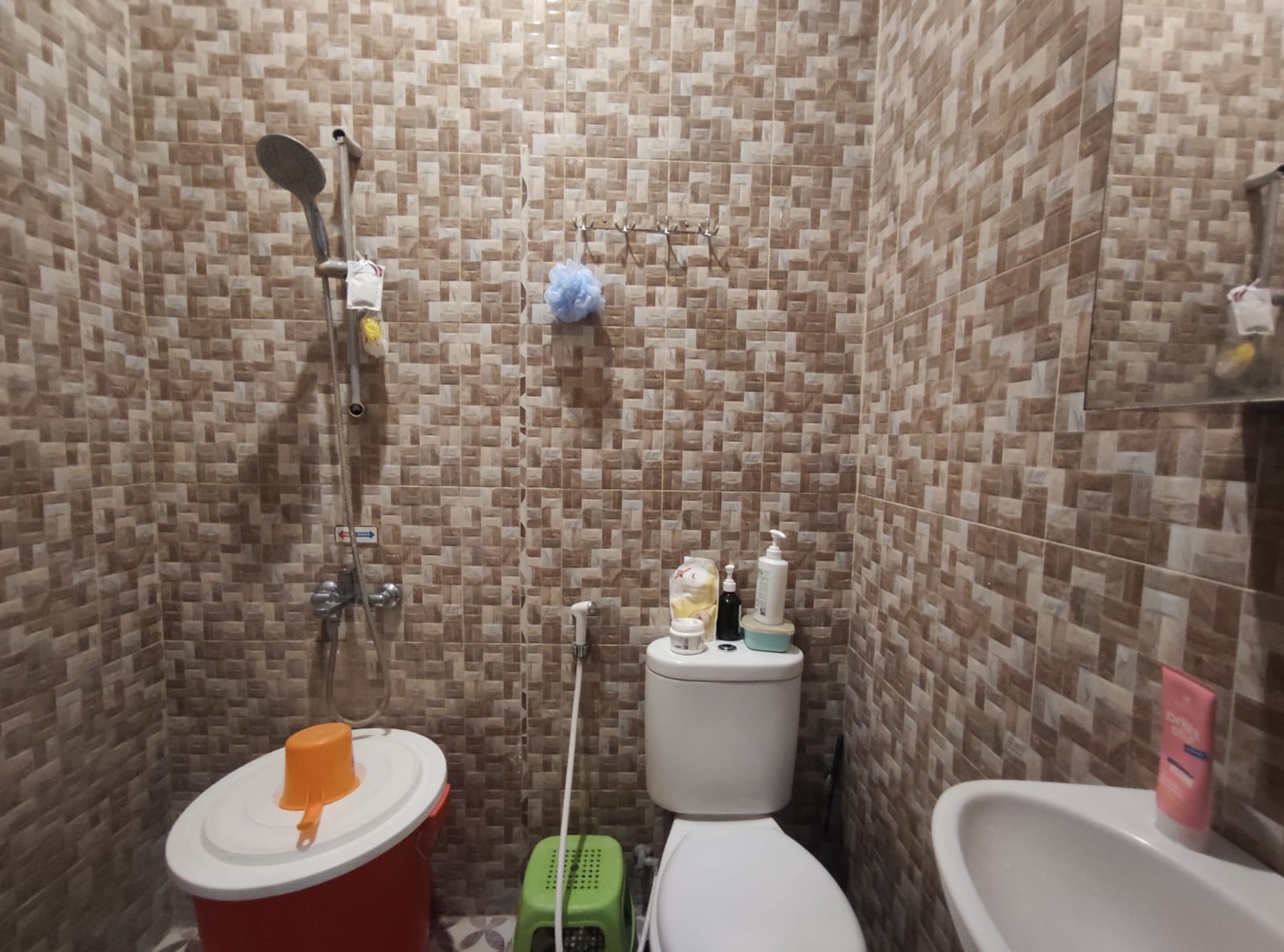 Rumah 3 Kamar Lokasi Strategis, Cocok Untuk Keluarga Di Jambusari, Depok, Sleman