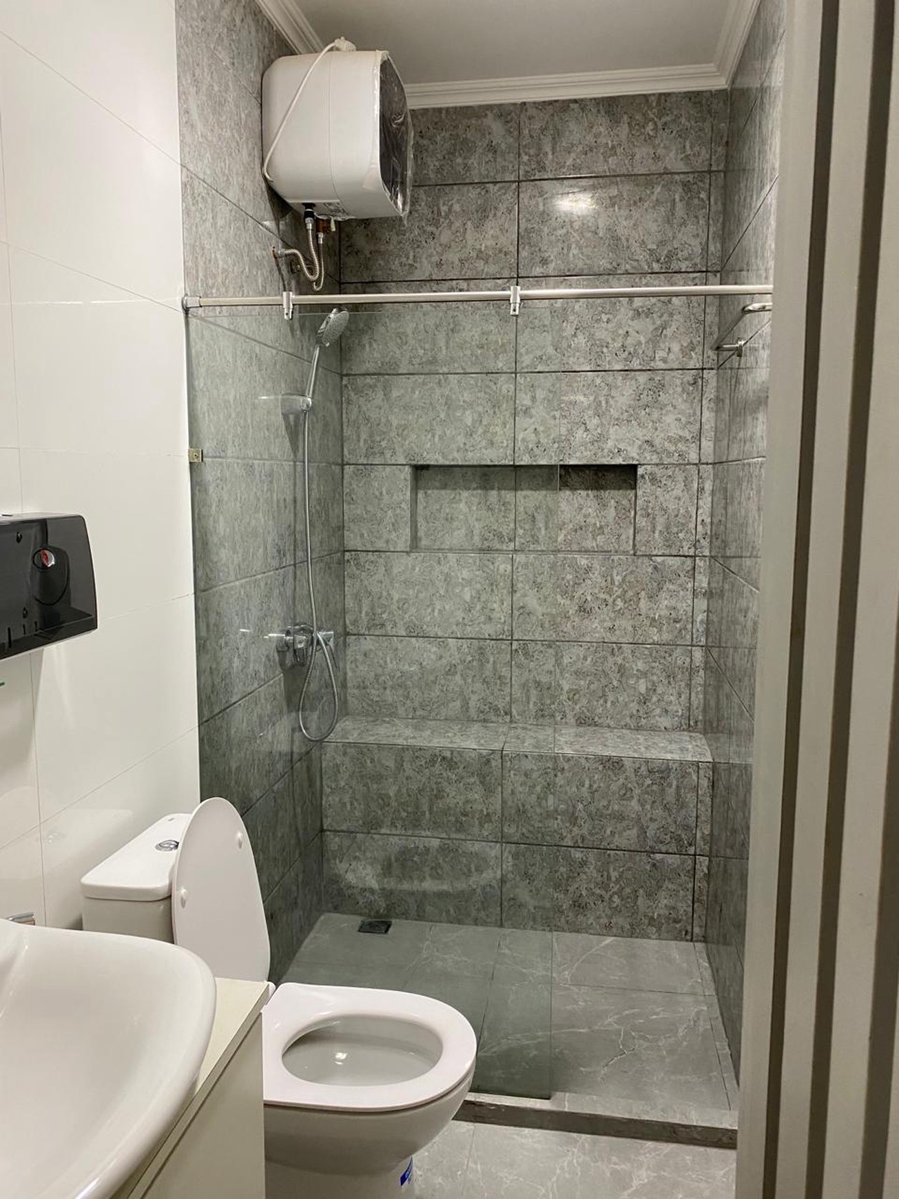 Rumah Minimalis di Modernland Tangerang