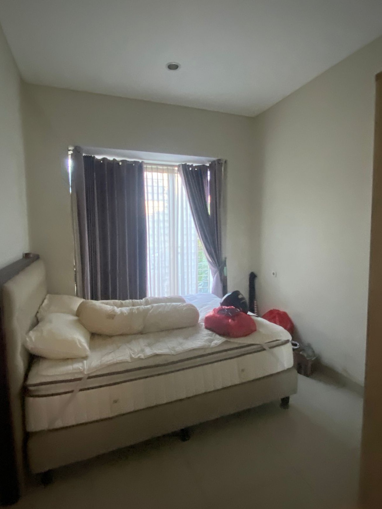 Dijual Rumah Manyar Jaya Praja Modern Minimalis Surabaya Pusat