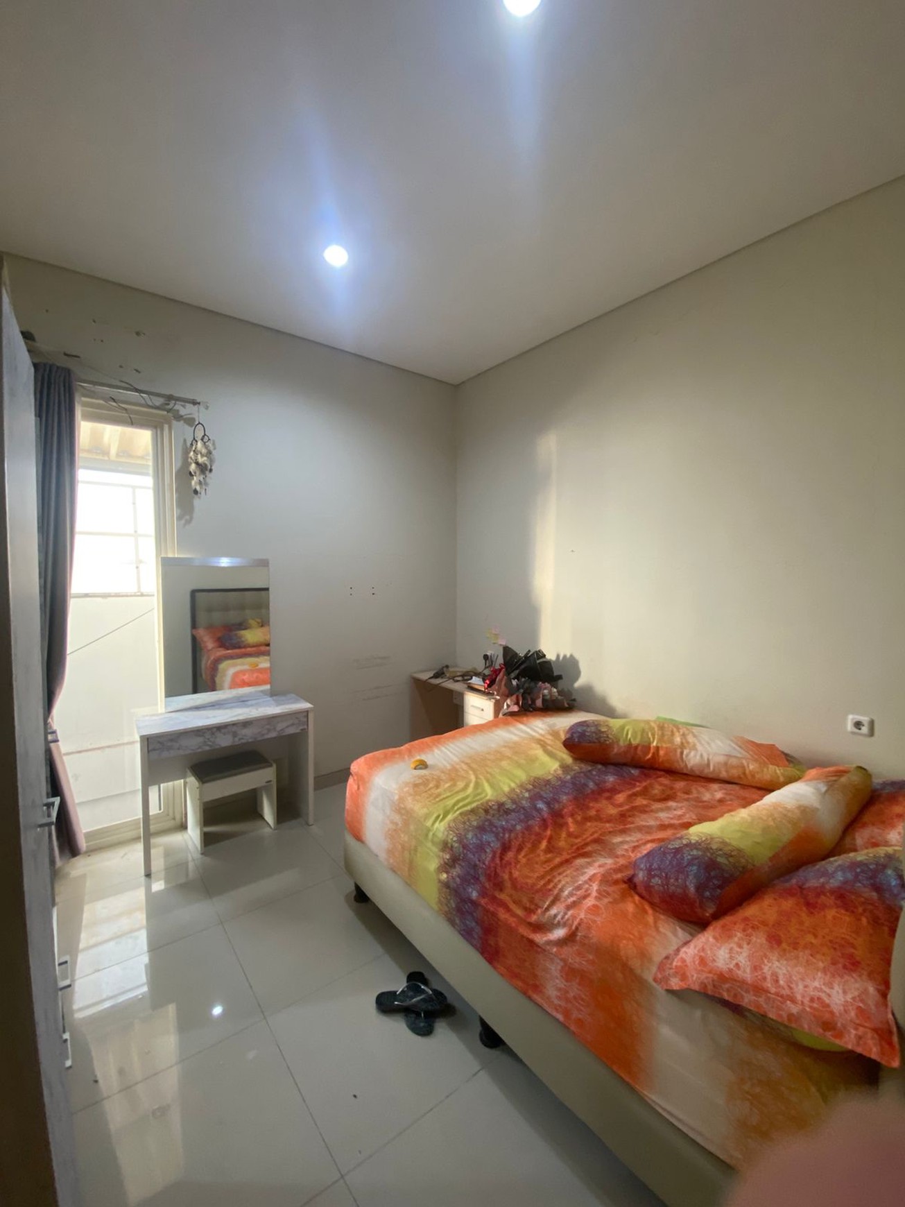 Dijual Rumah Manyar Jaya Praja Modern Minimalis Surabaya Pusat