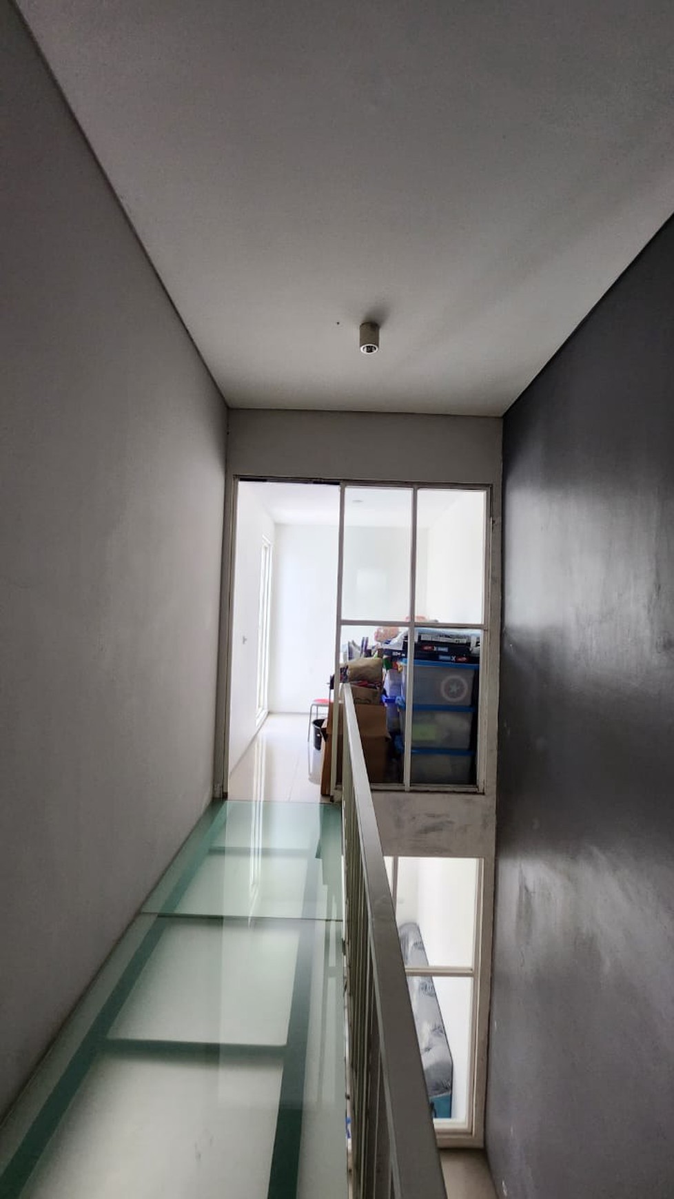Dijual Rumah SEMI FURNITURE Royal Residence Surabaya Barat