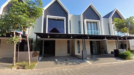 Rumah Northwest Park Citraland Surabaya Barat