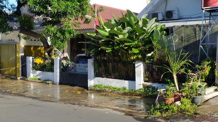 Rumah Tinggal 2 Lantai Bebas Banjir di Bukit Duri Tebet Jaksel