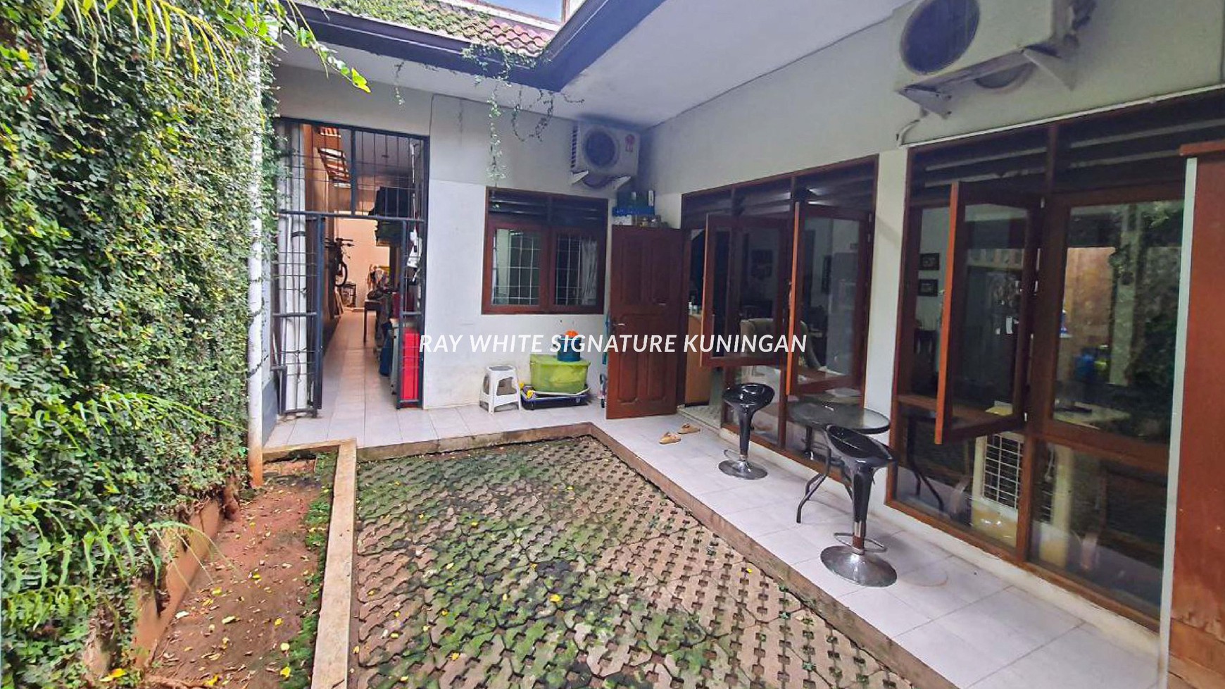 Jual Rumah Lama Terawat 1 Lantai di Jl MPR IV Cilandak