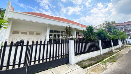 Rumah 2 Kavling di Jl Cipete IX Lokasi Bagus