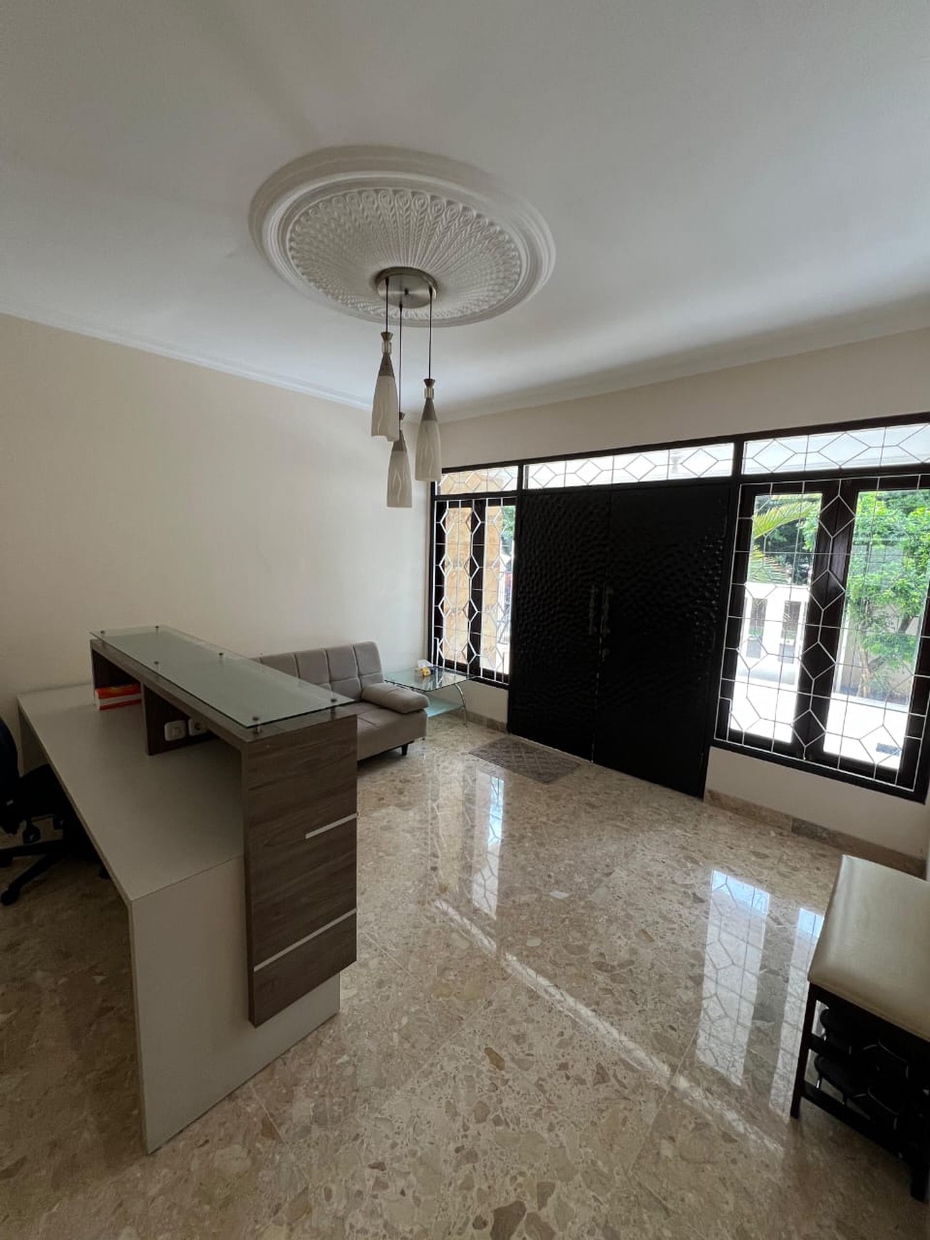 Rumah bagus siap huni di Jagakarsa Jakarta