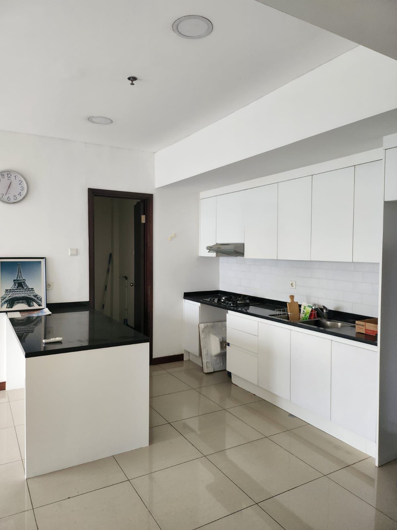 Dijual Unit Apartemen The Aspen Residences Lokasi Strategis Cocok Untuk Anak Muda