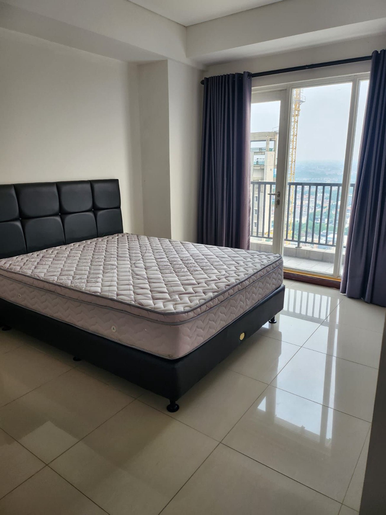 Dijual Unit Apartemen The Aspen Residences Lokasi Strategis Cocok Untuk Anak Muda