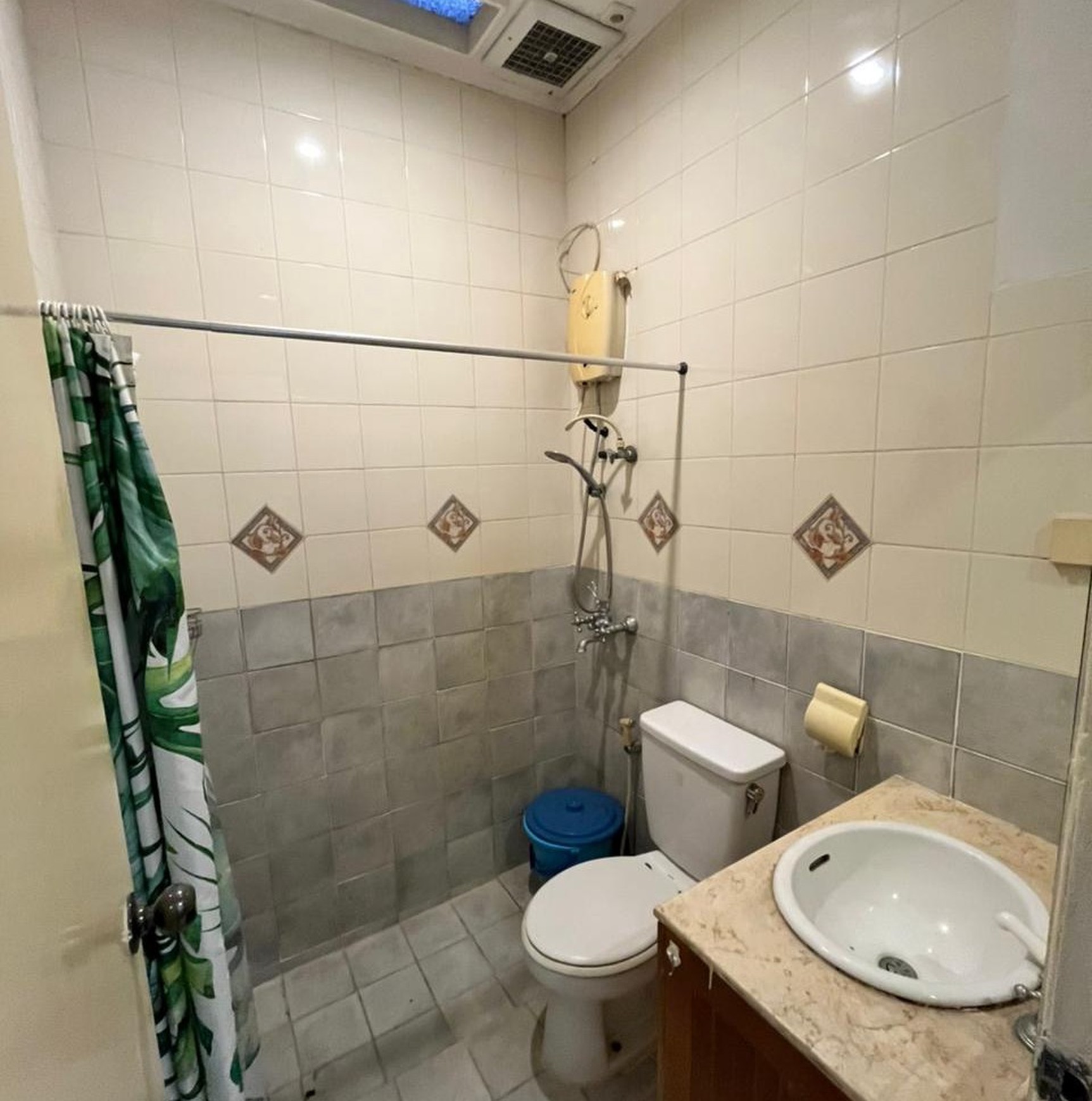 Dijual Cepat Rumah baru renove di Lebak Lestari