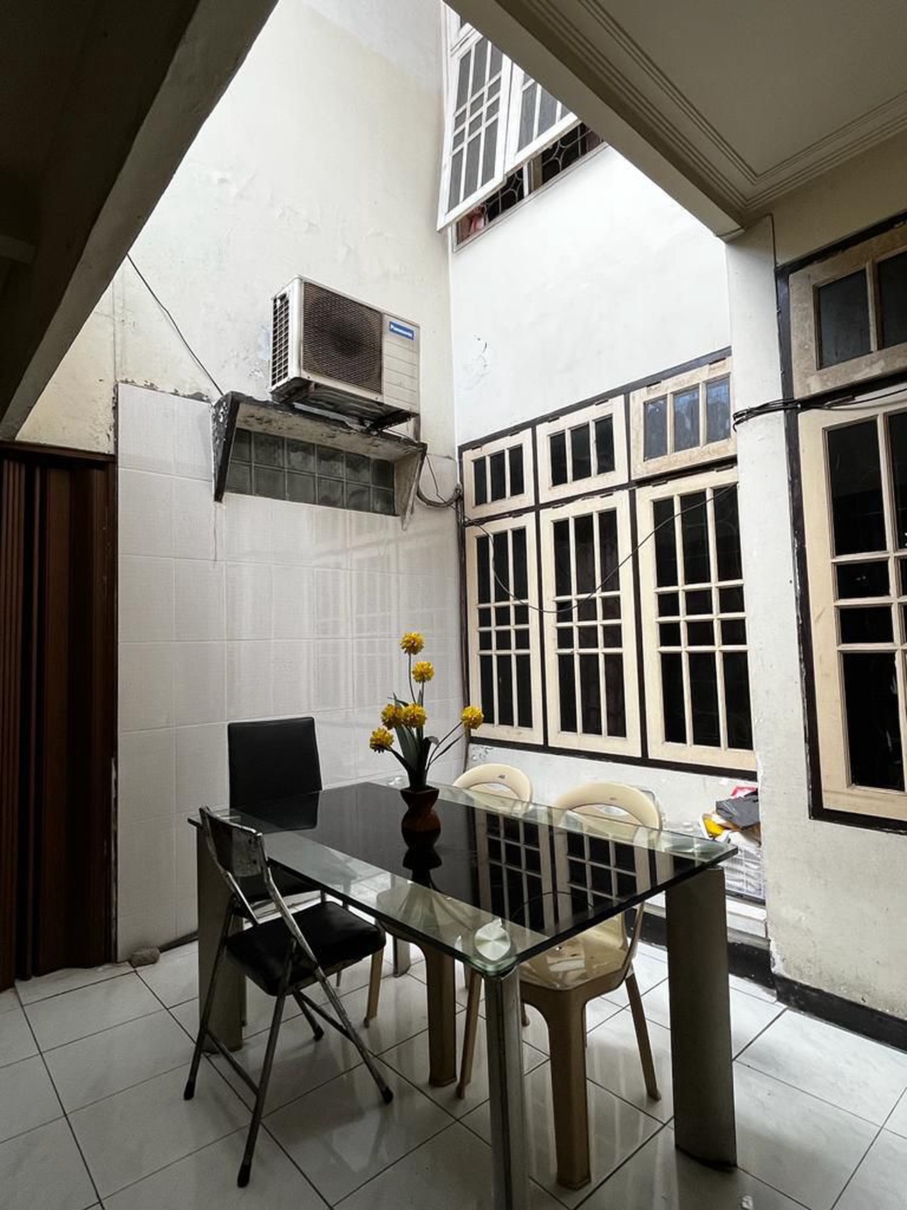 Rumah Dijual Rungkut Surabaya Timur Harga 2 M-an Siap Huni