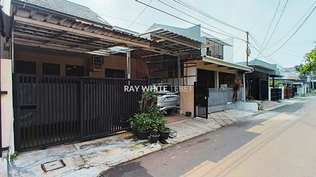 Rumah 2 Lantai Siap Huni di Taman Alfa Indah - SHM, Lokasi Strategis!