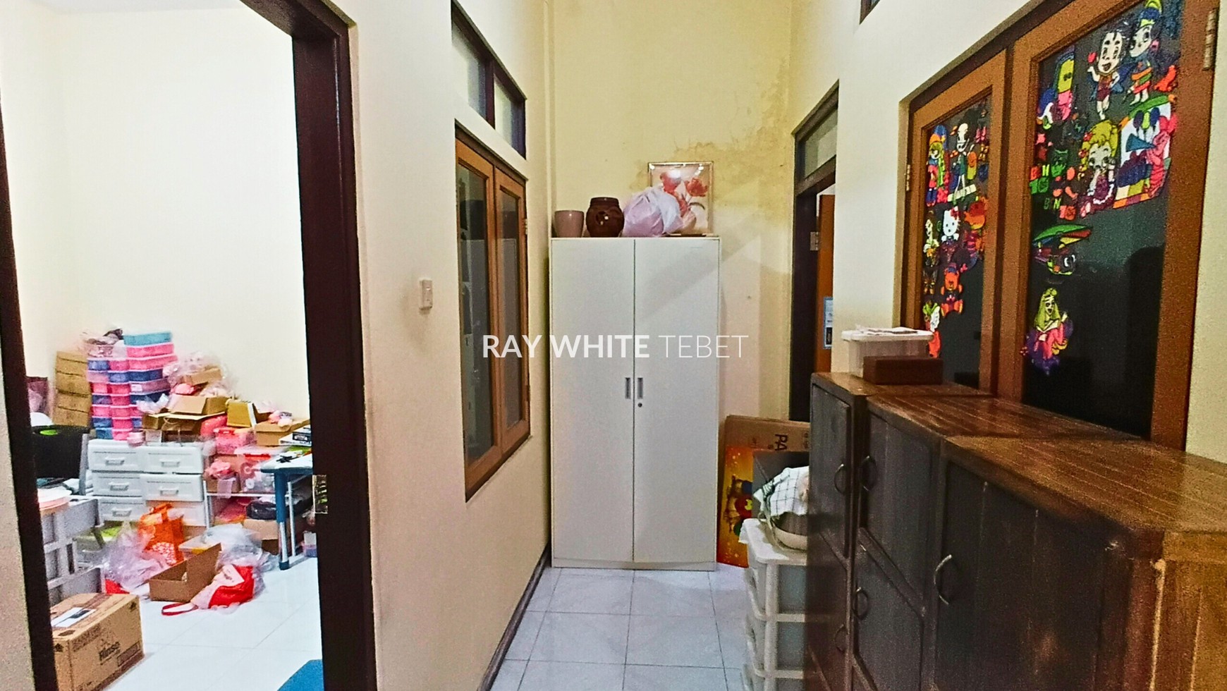 Rumah 2 Lantai Siap Huni di Taman Alfa Indah - SHM, Lokasi Strategis!