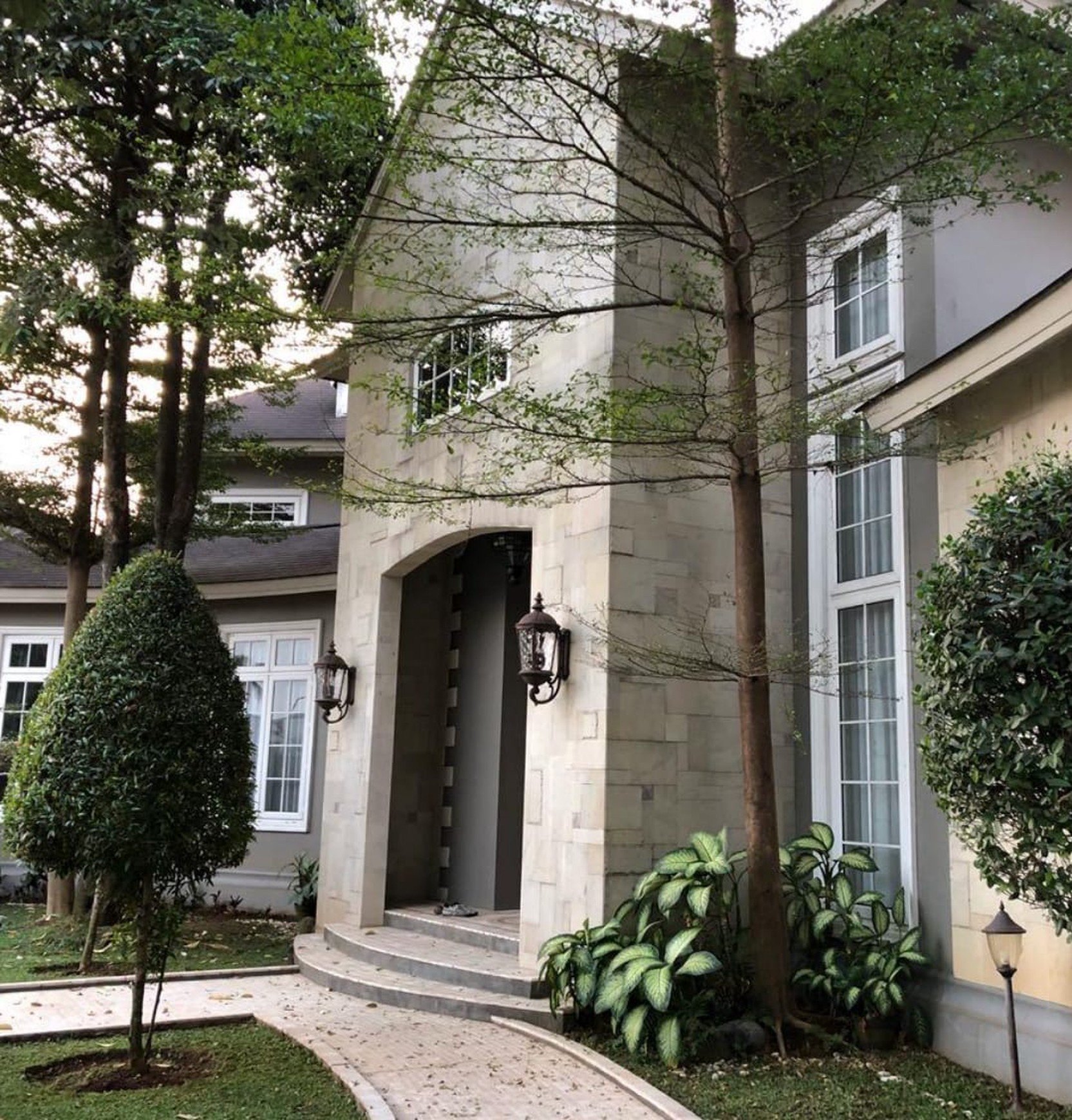 Turun harga rumah mewah Terrace Golf BSD 