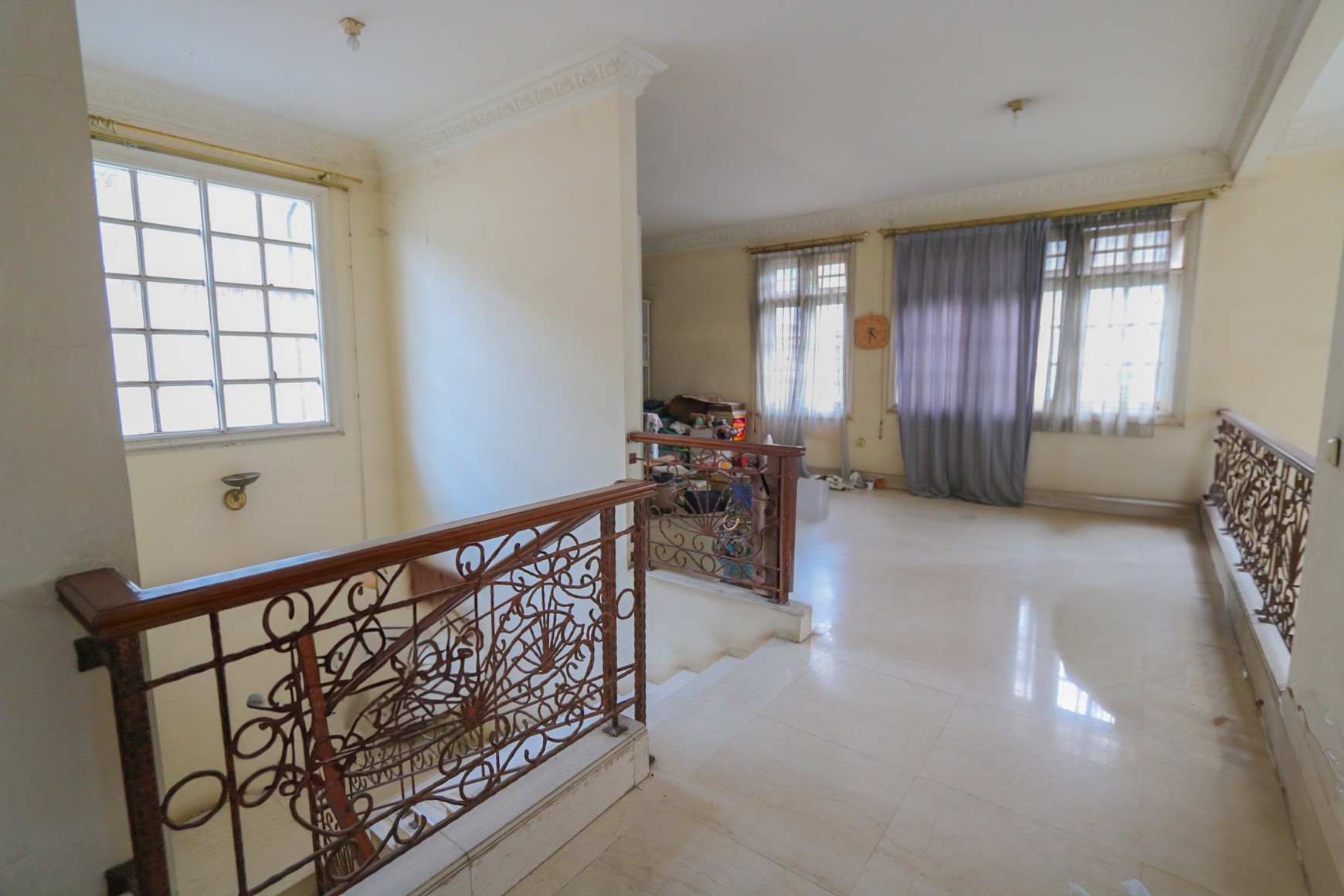 RUMAH DALAM CLUSTER ASRI & NYAMAN DI LEGENDA WISATA, CIBUBUR, AKSES MUDAH KE KOTA WISATA, SENTUL CITY