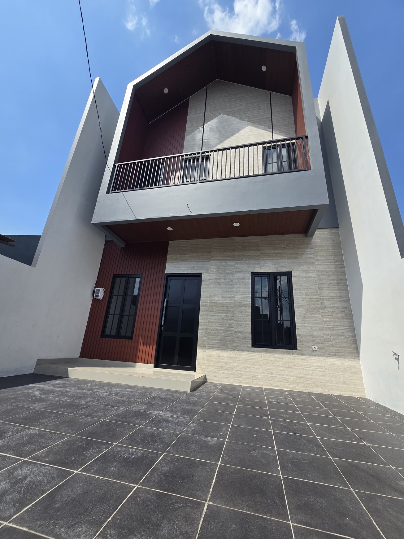 Flash Sale. Rumah bagus Bumi Puspitek Asri, Pagedangan