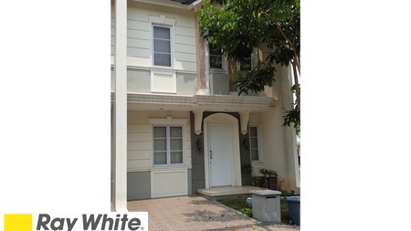 DISEWAKAN Rumah Bagus dan Murah di Cluster Azura, Vanya Park, BSD City