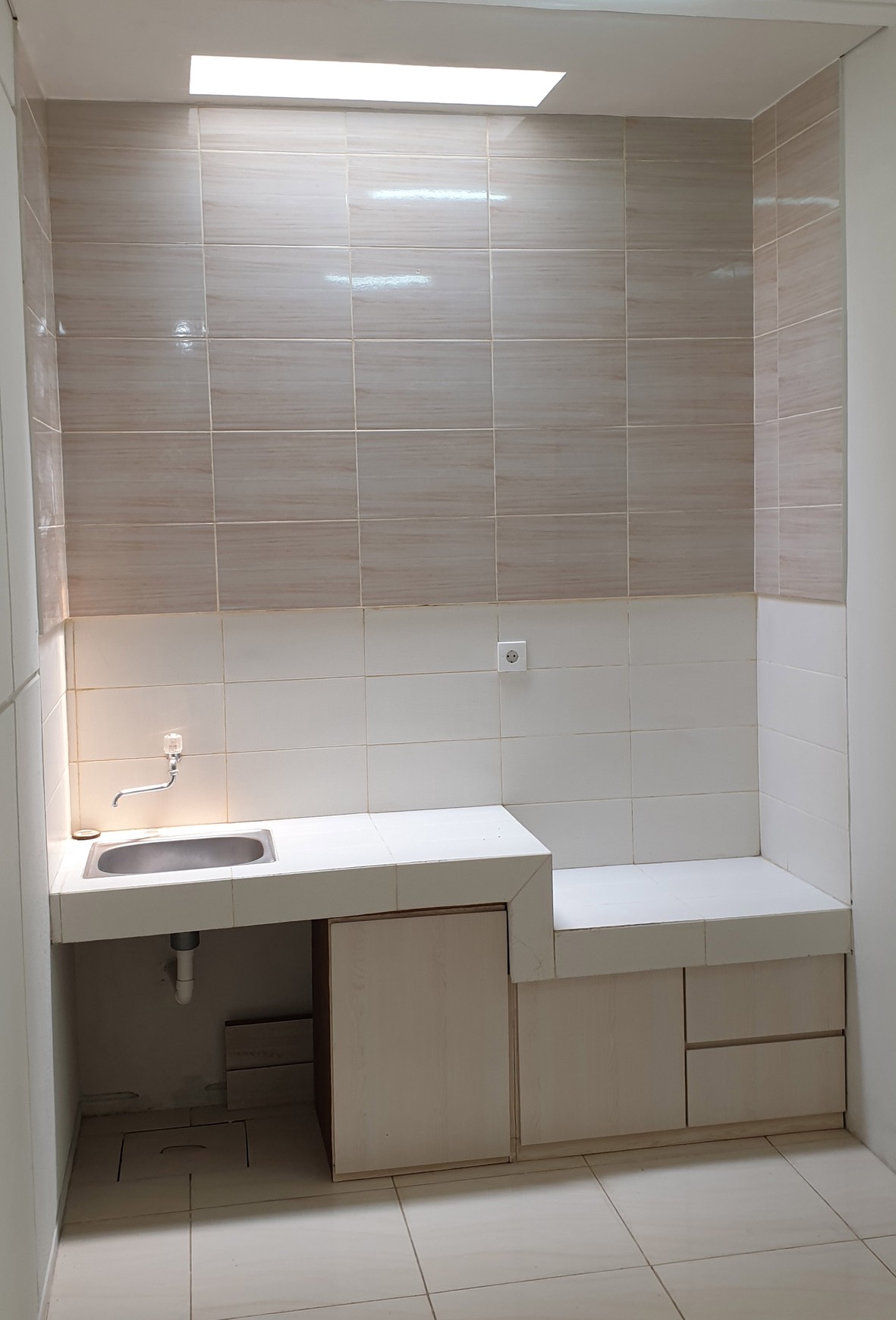 DISEWAKAN Rumah Bagus dan Murah di Cluster Azura, Vanya Park, BSD City