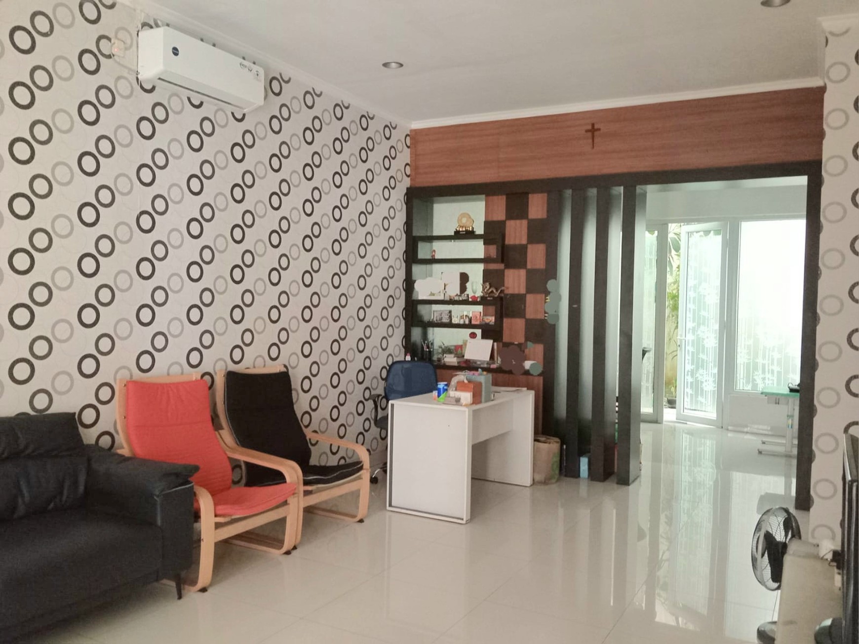 Rumah Imperial Gading, Cluster Saint Peter. Aman-nyaman-modern-minimalis