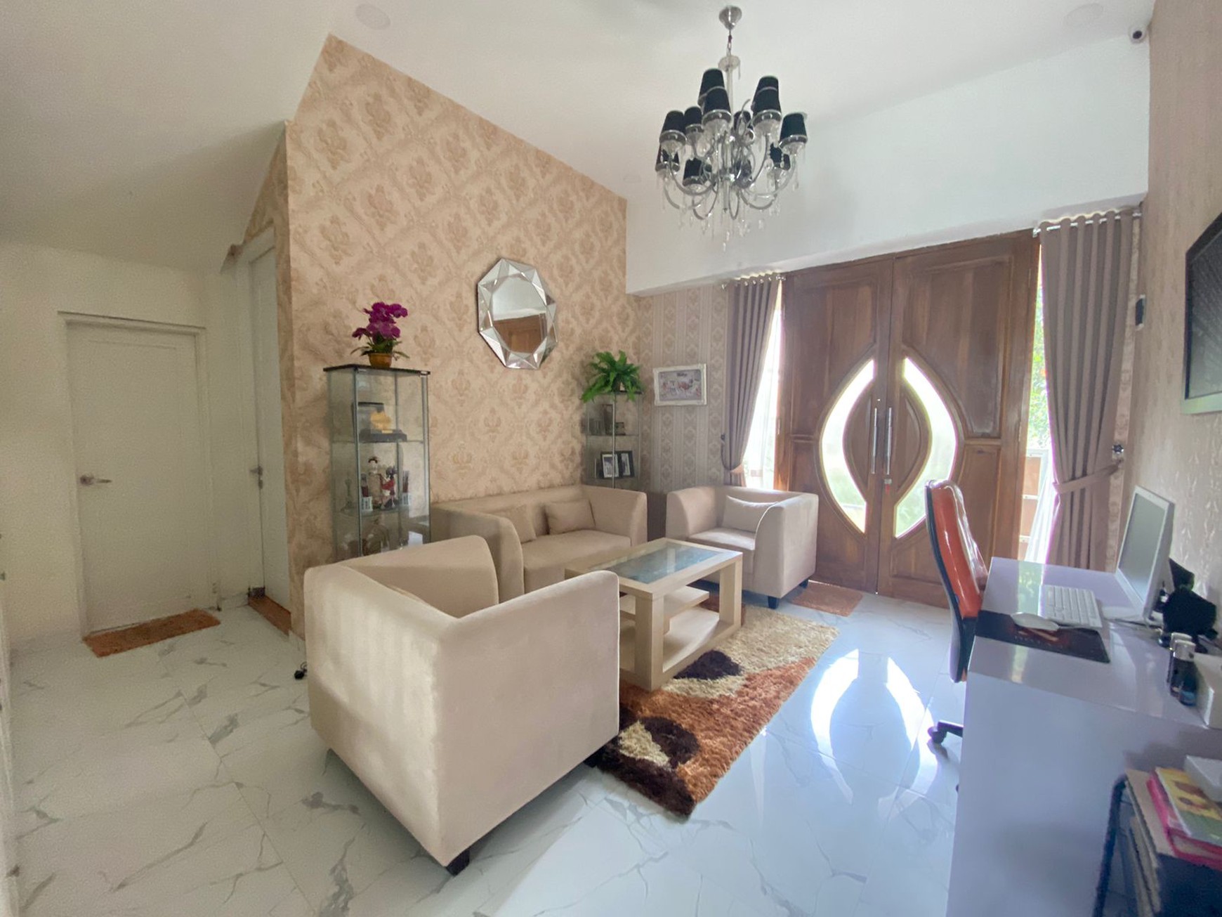 Rumah Tinggal Furnish 3 Lantai Lokasi Dekat Fisolosofi Kopi Sariharjo Ngaglik Sleman