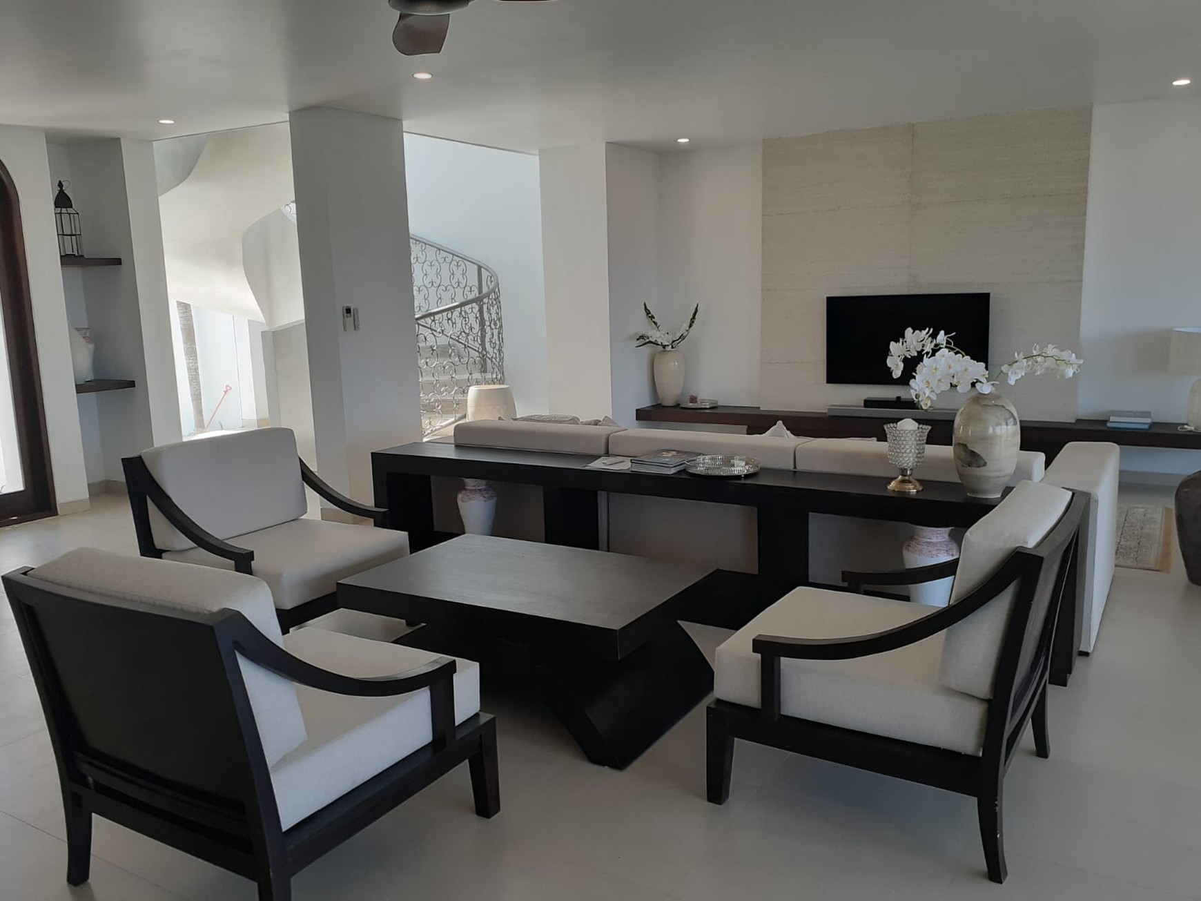 Leasehold - Elegant Leasehold Villa in Bali's Prime Ungasan Area with ocean view