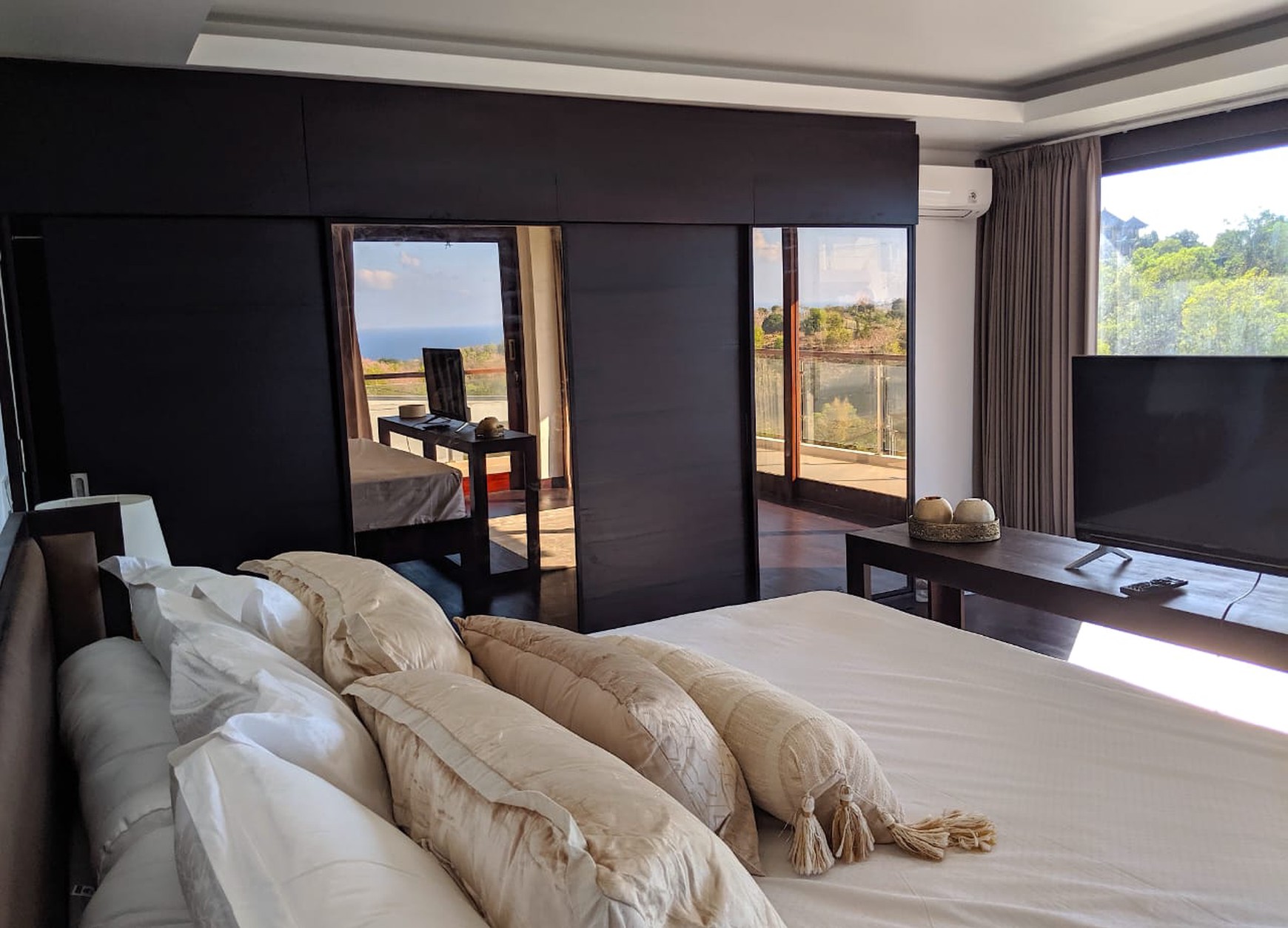 Leasehold - Elegant Leasehold Villa in Bali's Prime Ungasan Area with ocean view