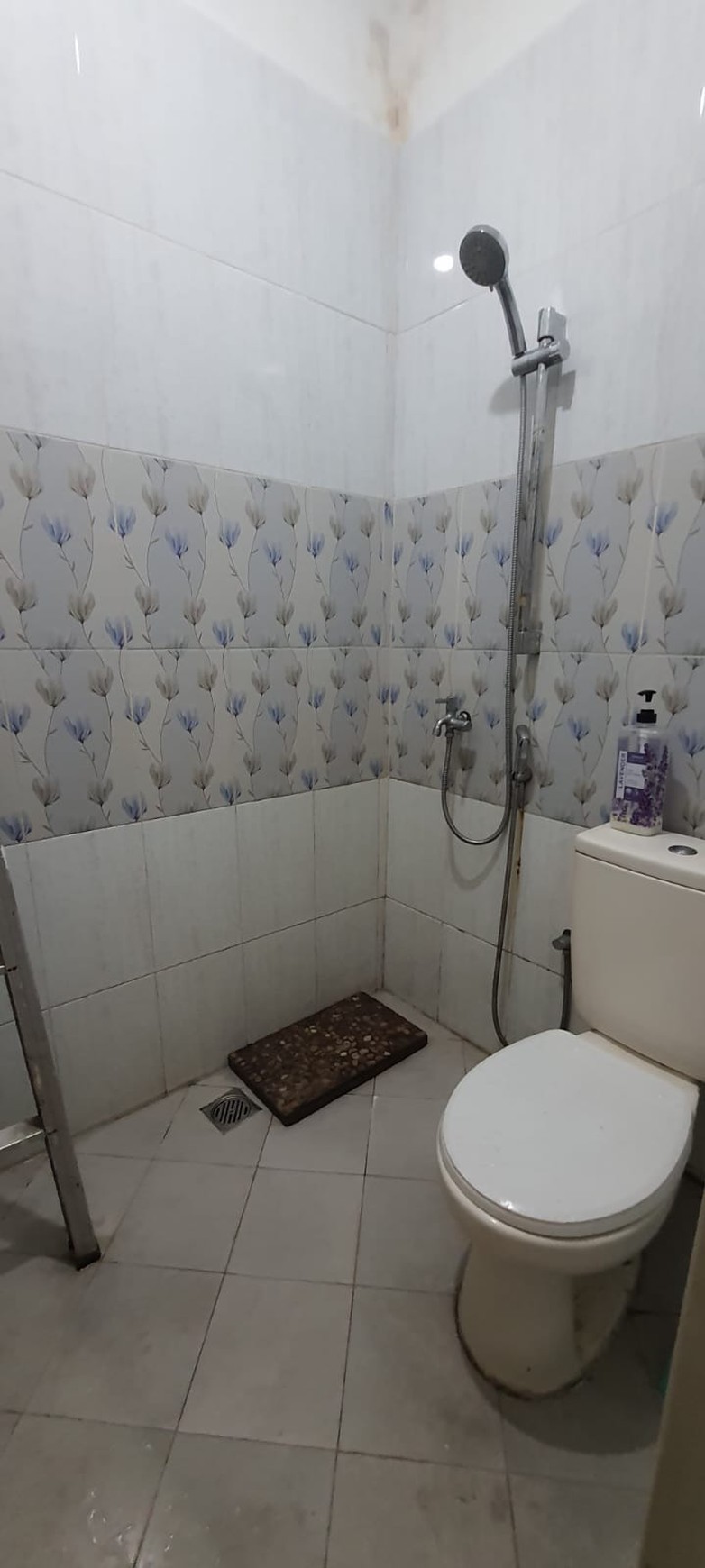 Ruko Untuk Ruang Kantor Di Kota Wisata, Cibubur