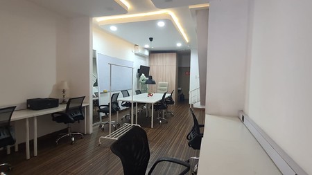 Ruko Untuk Ruang Kantor Di Kota Wisata, Cibubur